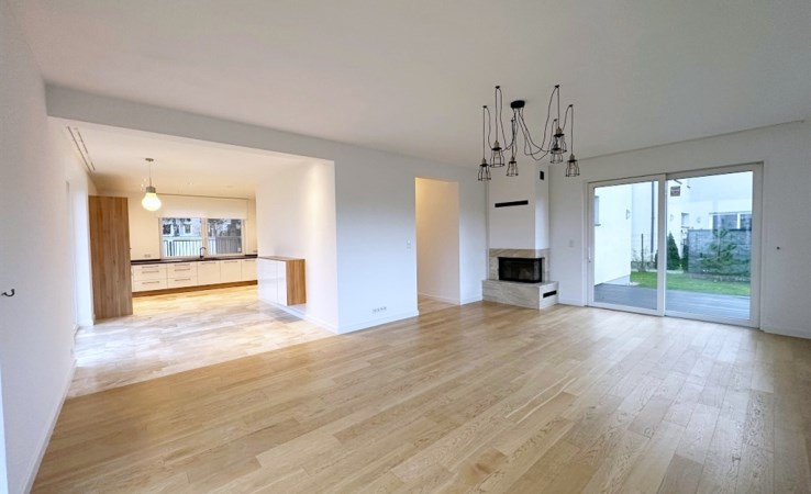 dom na sprzedaż - Warszawa, Wilanów, Europejska