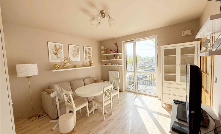 Flat for rent - Warsaw, Rembert&oacute;w, Chełmżyńska